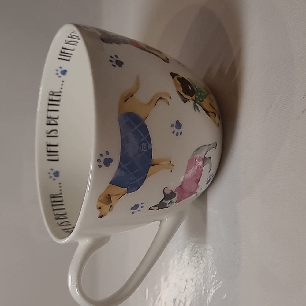 Portobello by design bone China in England mugcup "life is better "